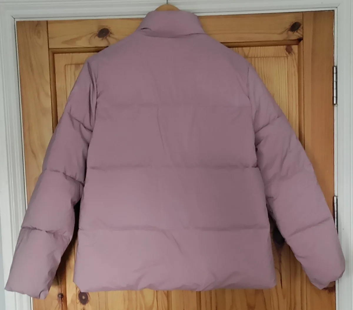 Gym+Coffee puffer jacket M worn once - Image 2