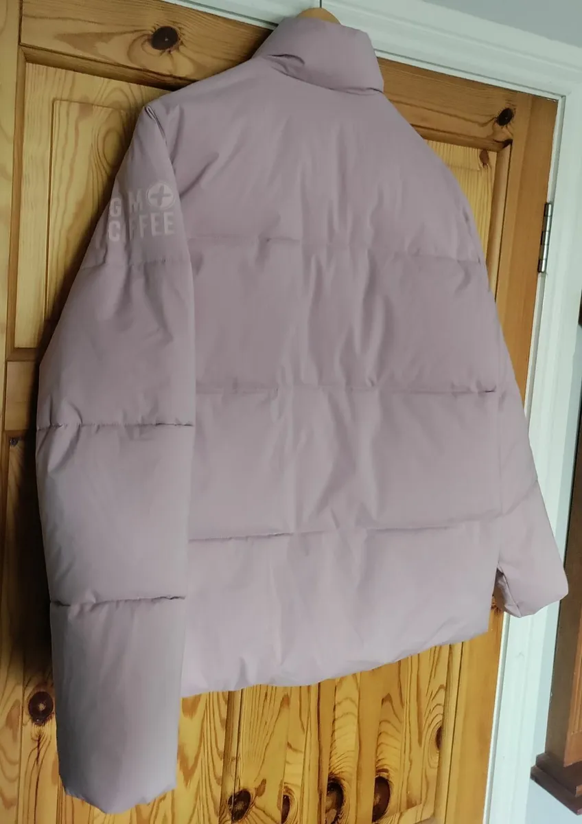 Gym+Coffee puffer jacket M worn once - Image 3