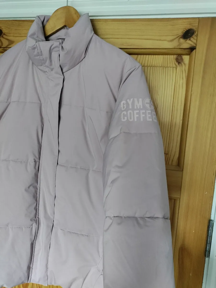 Gym+Coffee puffer jacket M worn once - Image 4