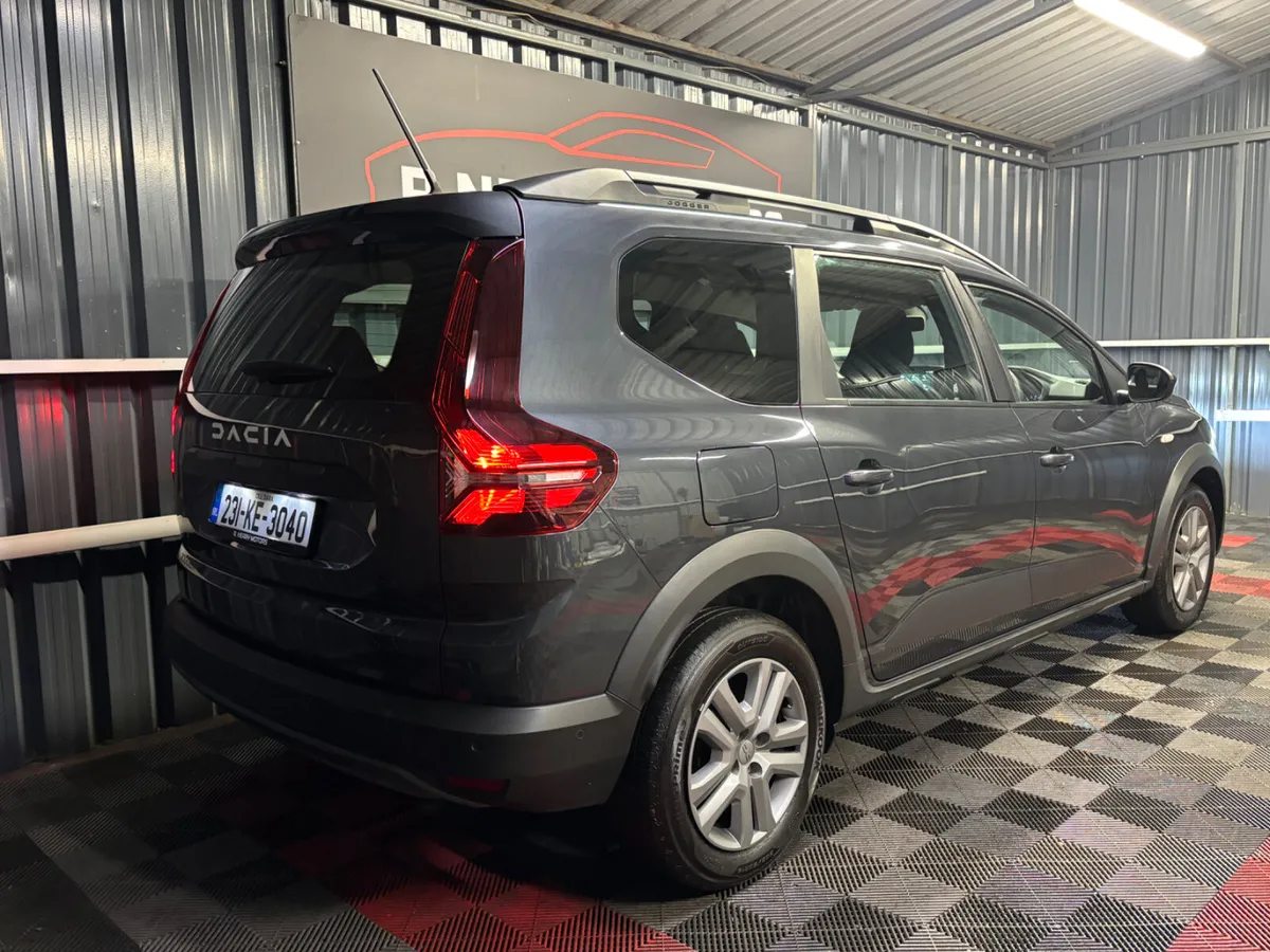 2023 Dacia Jogger 7 Seat 1.0 Manual - Image 3