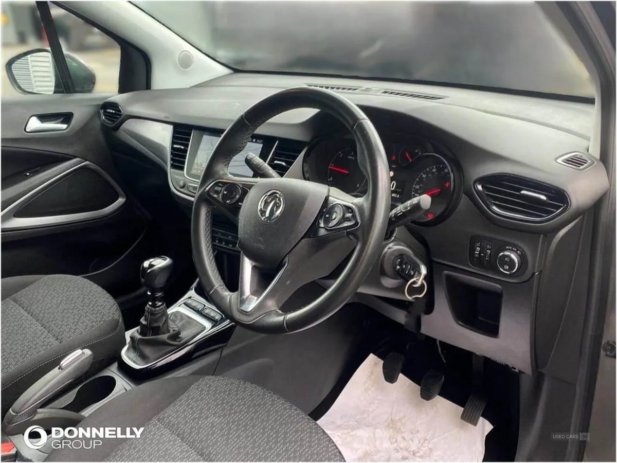 Vauxhall Crossland X 1.5 Turbo D Ecotec  102  SE - Image 4