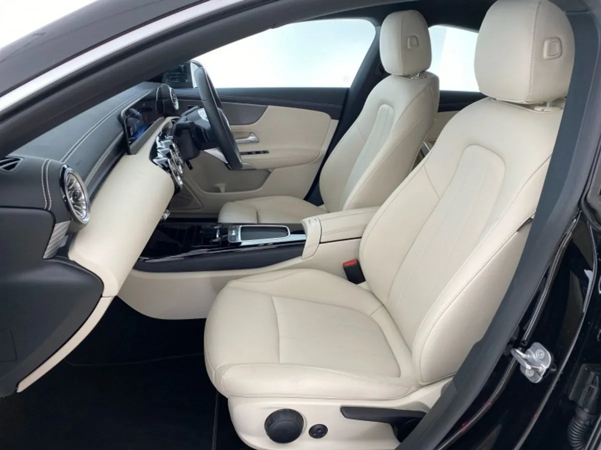 Mercedes-Benz CLA 180 Coupe Progressive - Image 2