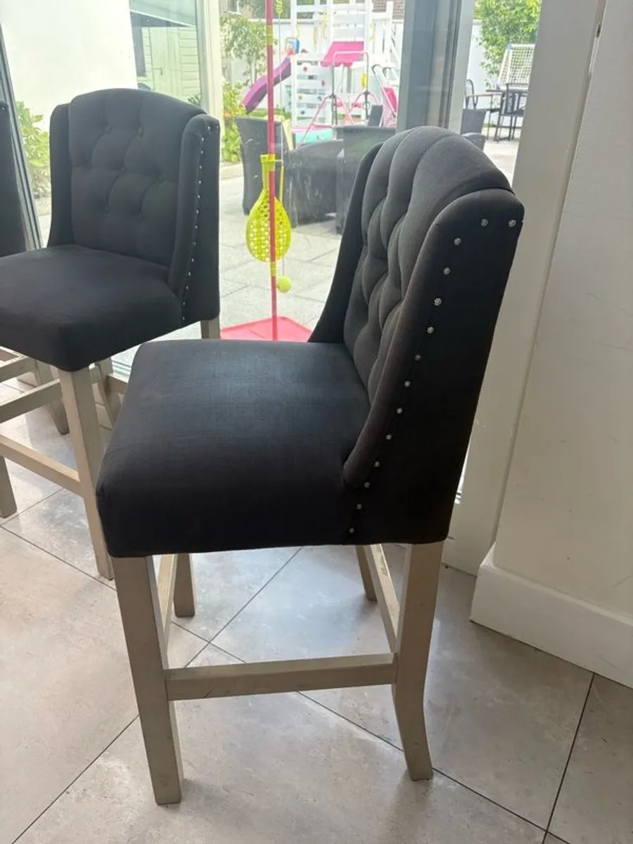 kitchen island chairs 3 chairs dark charcoal grey with bronze studs stools were made very strong and sturdy freshly cleaned some sun fade on to top of material but otherwise great construction really beautiful chairs with stud detail - Image 4