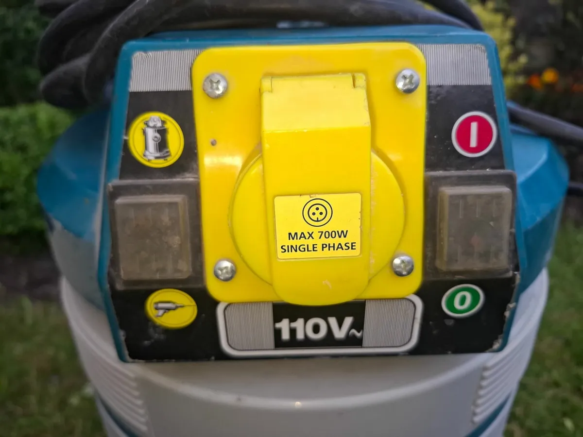 MAKITA HOOVER 110V - Image 3
