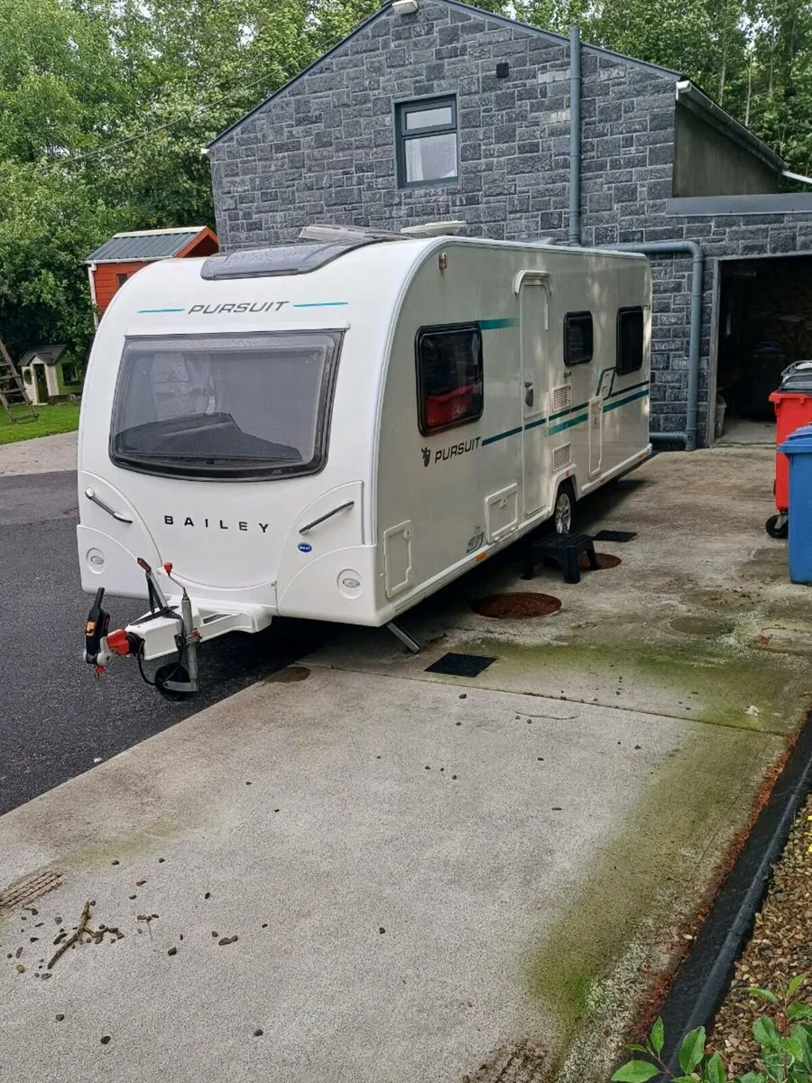 Caravan - Image 2