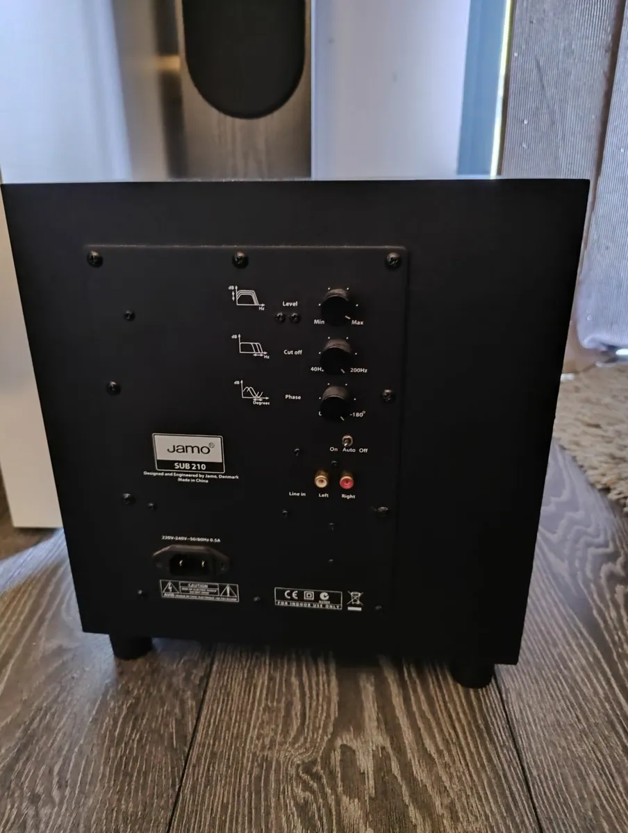 A/V Receiver and 5.1 Speakers - Image 3