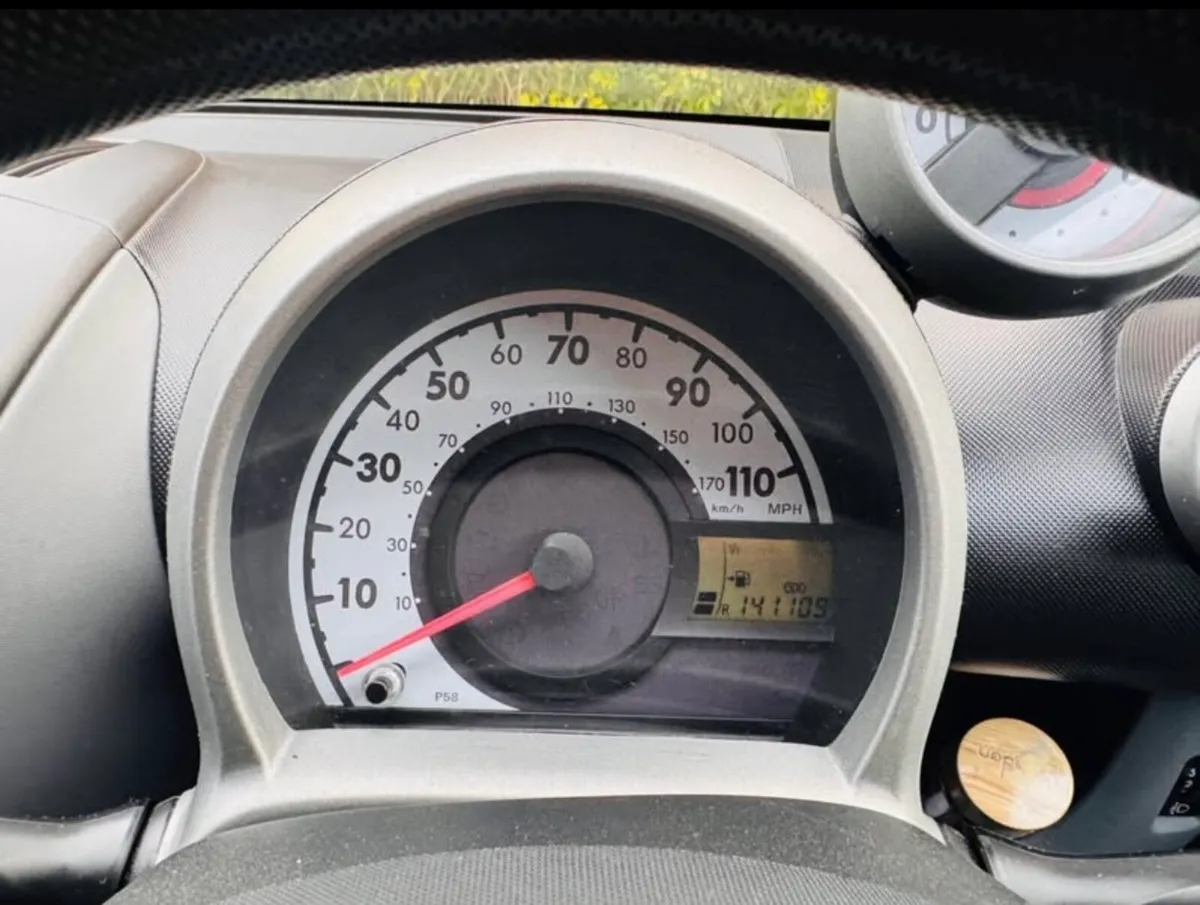 Citreon C1 2009 (GREAT LITTLE CAR WITH NCT AND TAX - Image 2