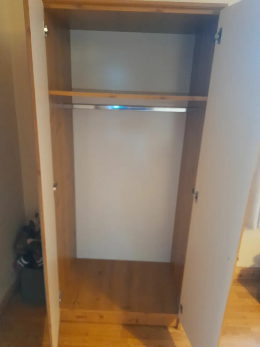 Wardrobe - Image 2