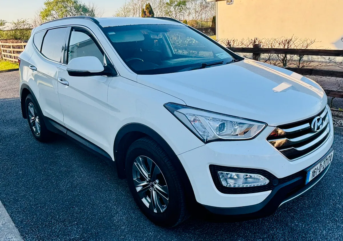 2016 HYUNDAI SANTA FE 7 SEATER 4x4 - Image 3