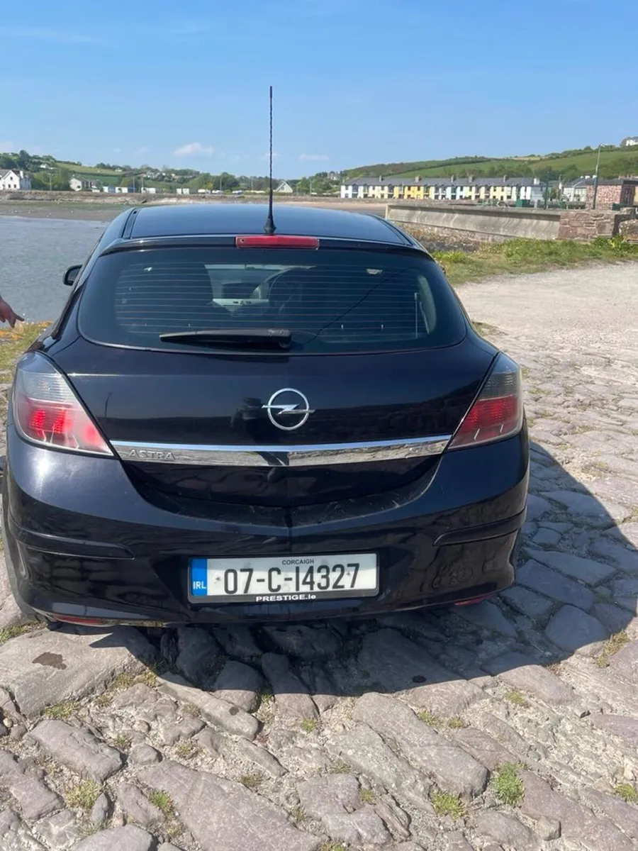 Opel Astra 2007 - Image 1