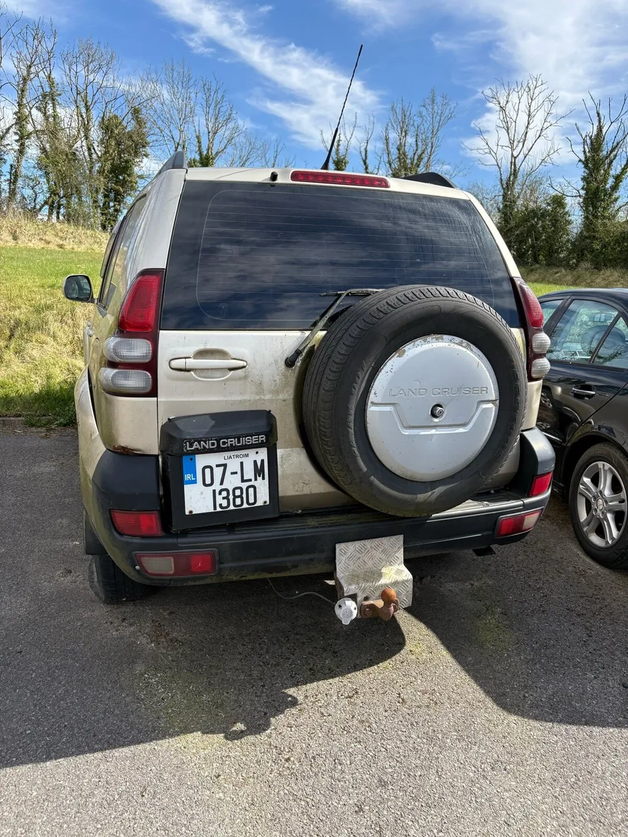 Toyota landcruiser breaking - Image 3