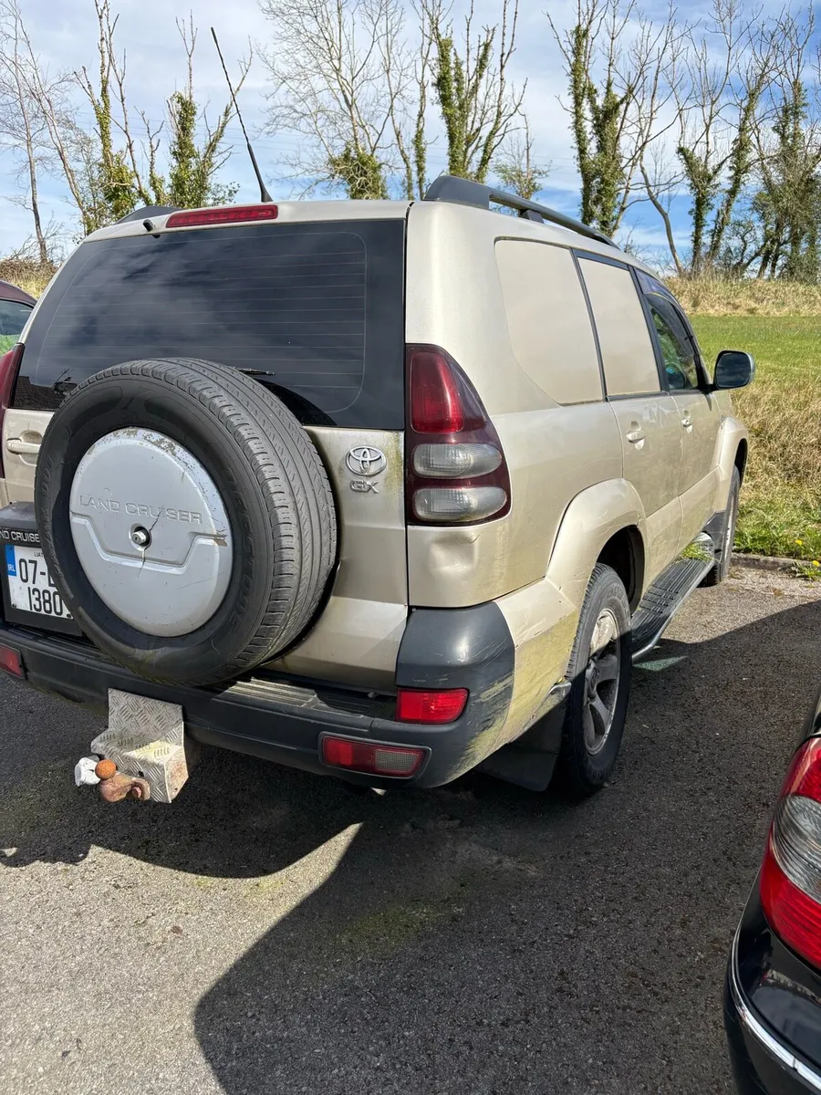 Toyota landcruiser breaking - Image 4