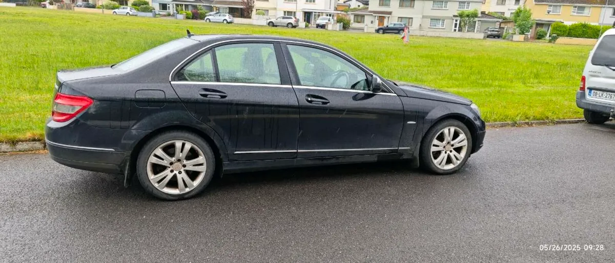 Mercedes Benz C Class 2008 Elegance Automatic - Image 2