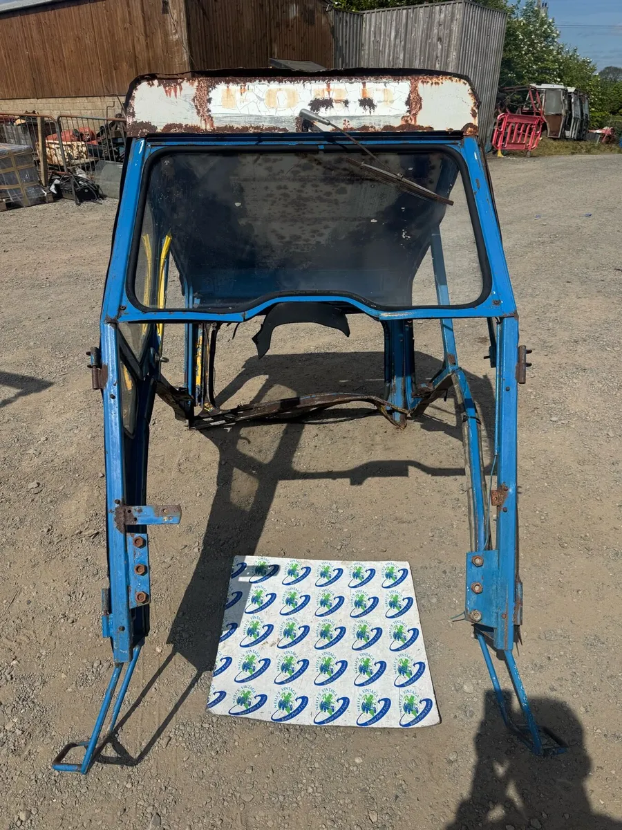 Ford 4000 5000 Fieco Safety Cab - Image 2
