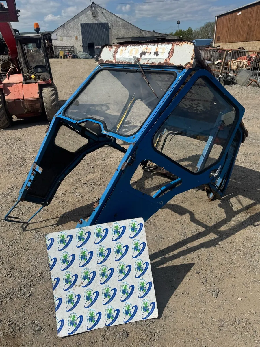 Ford 4000 5000 Fieco Safety Cab - Image 3