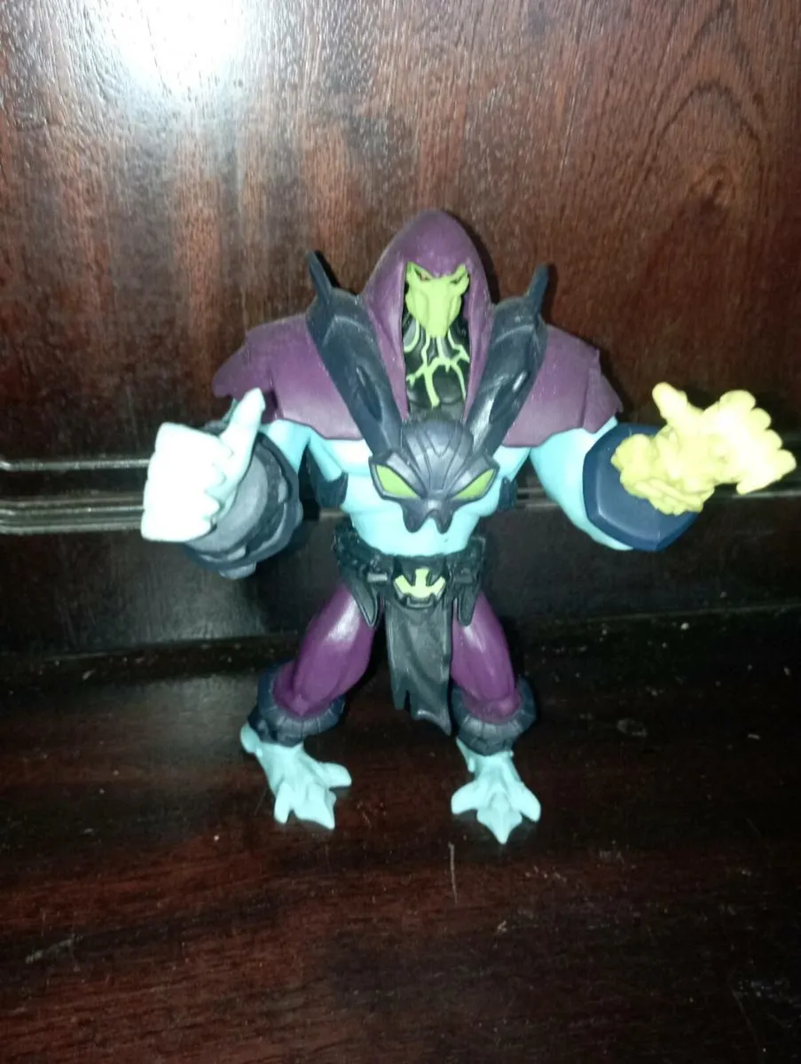 SKELETOR MASTERS OF THE UNIVERSE MASTERS ACTION. - Image 3