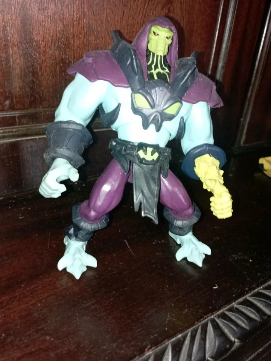 SKELETOR MASTERS OF THE UNIVERSE MASTERS ACTION. - Image 4