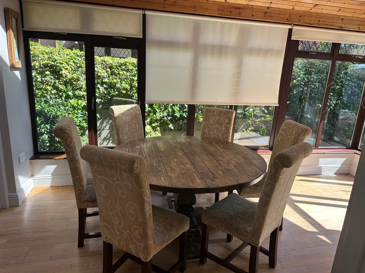 Table and 6 chairs - Image 3