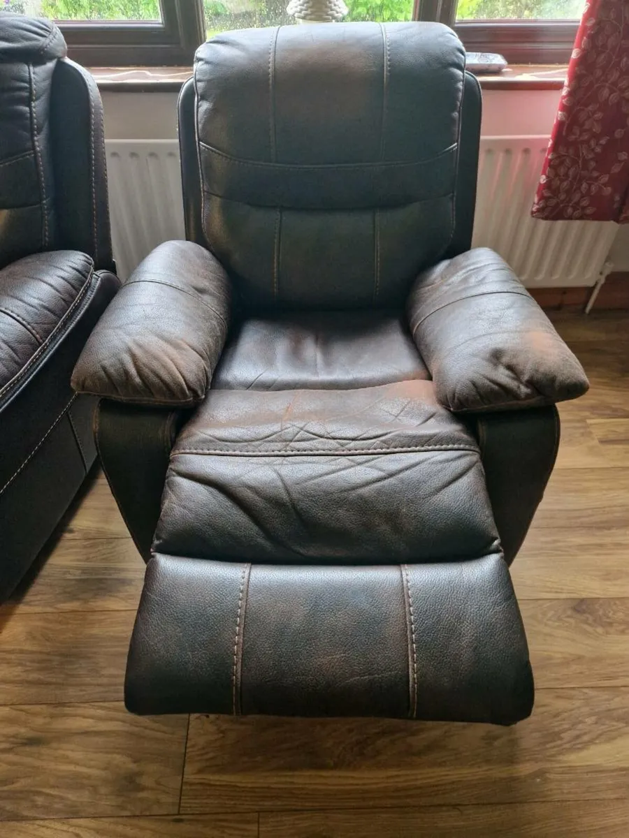 Couch and Two Armchairs - Image 3