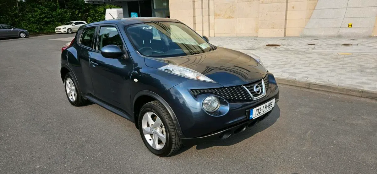 NISSAN JUKE 1.6 PETROL. LOW MILEAGE - Image 1