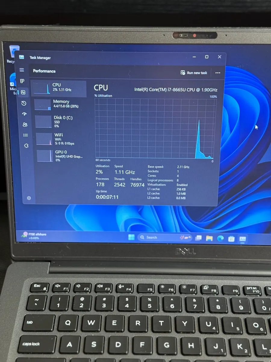 Dell Latitude 7400 Laptop i7/16GB/256SSD - Image 2