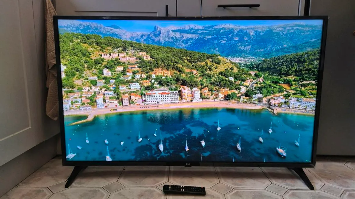50" LG 4K Ultra HD Smart TV - Image 4
