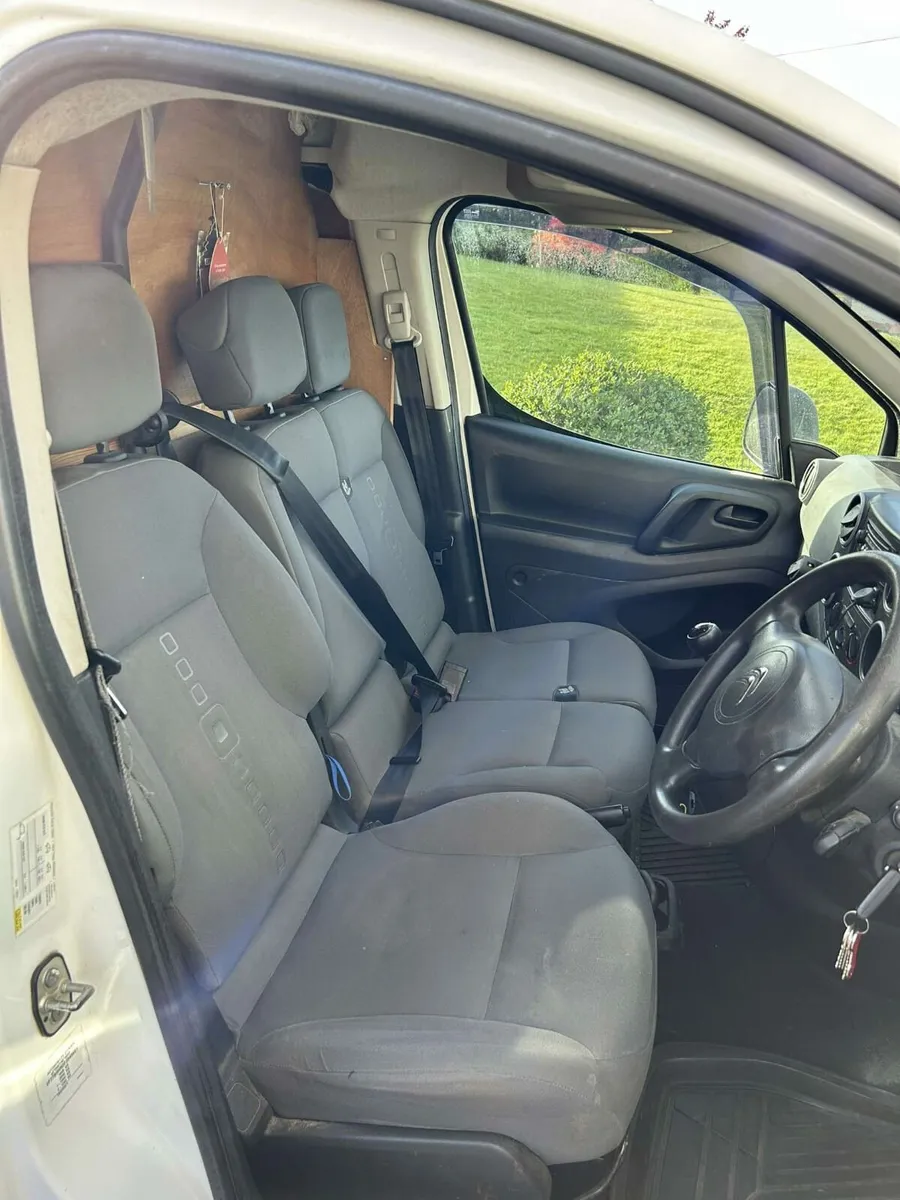 151 berlingo van - Image 4