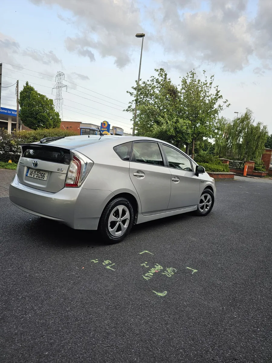 Toyota Prius Automatic Hybrid  2014 - Image 4