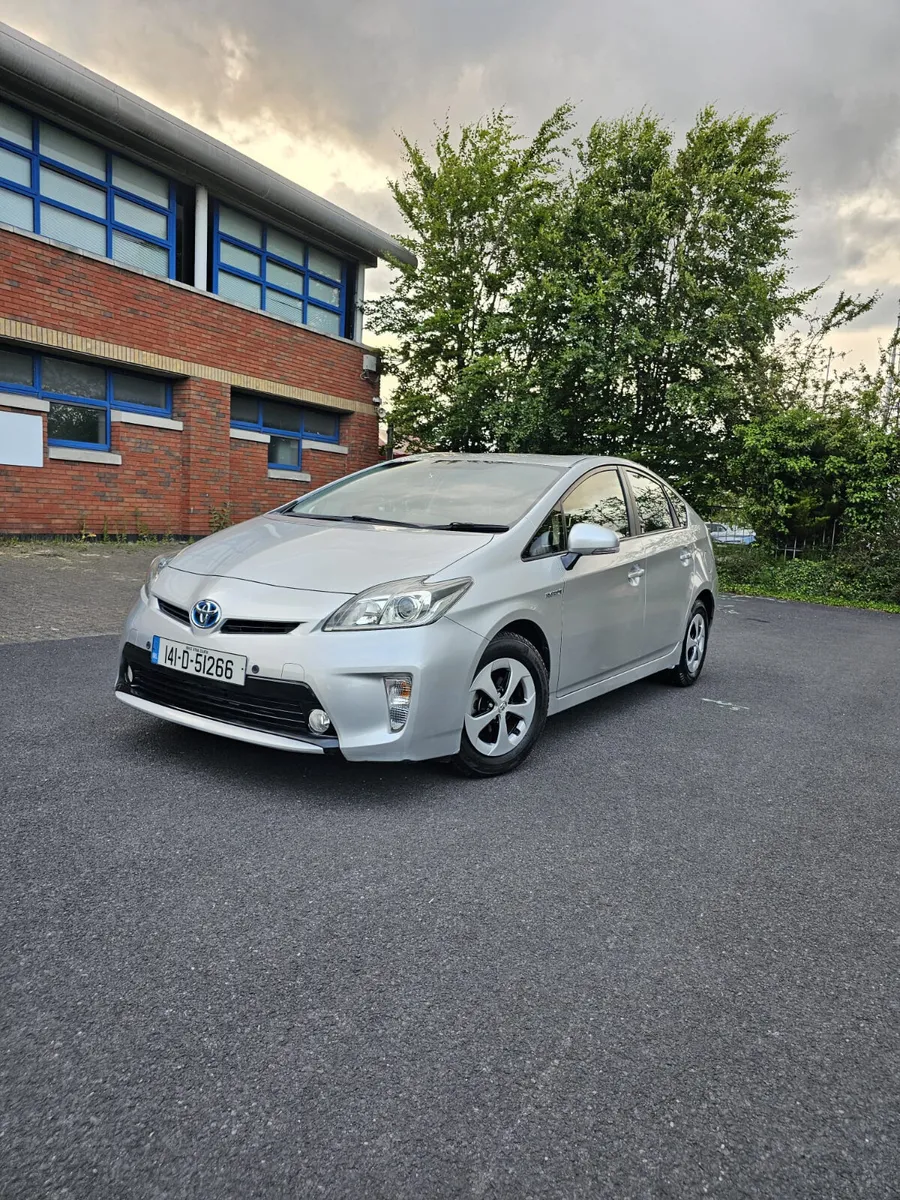 Toyota Prius Automatic Hybrid  2014 - Image 1