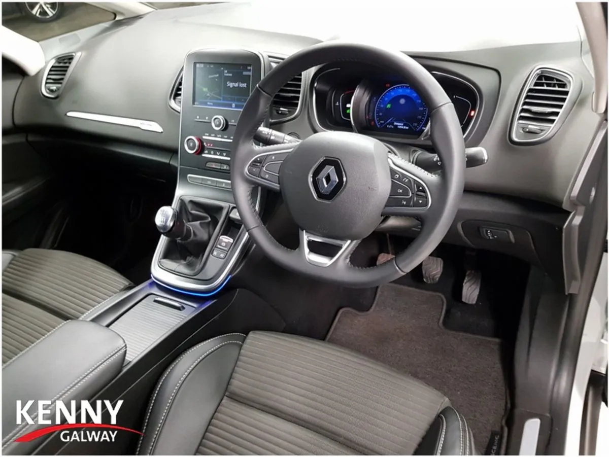 Renault Scenic Dynamique NAV DCI 110 4 4DR - Image 2