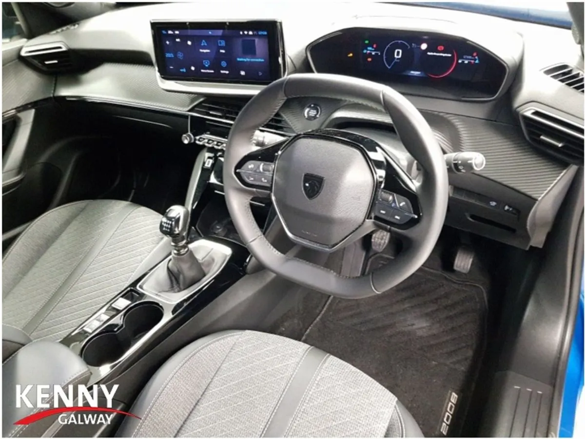 Peugeot 2008 Allure 1.2 Puretech My23 - Image 2