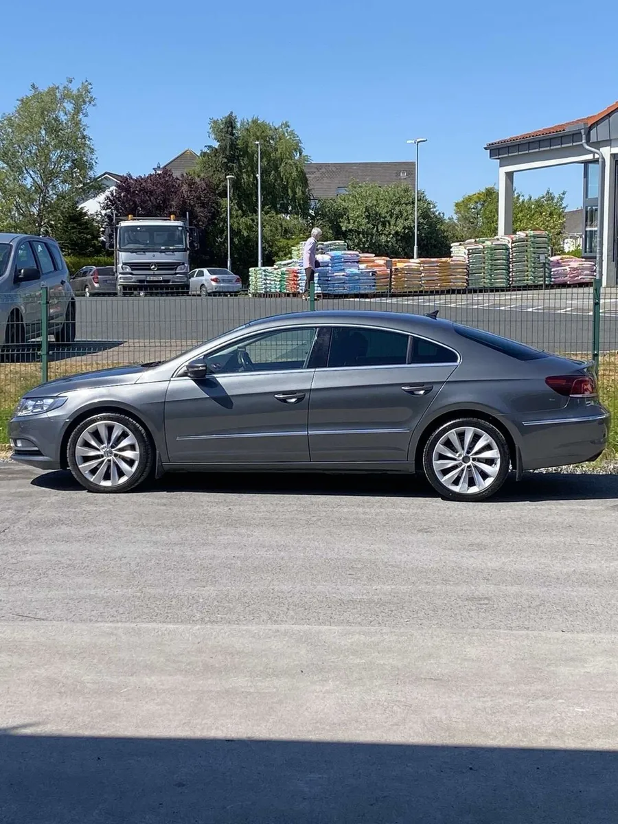 Volkswagen Passat CC GT 2.0L TDI - Image 2