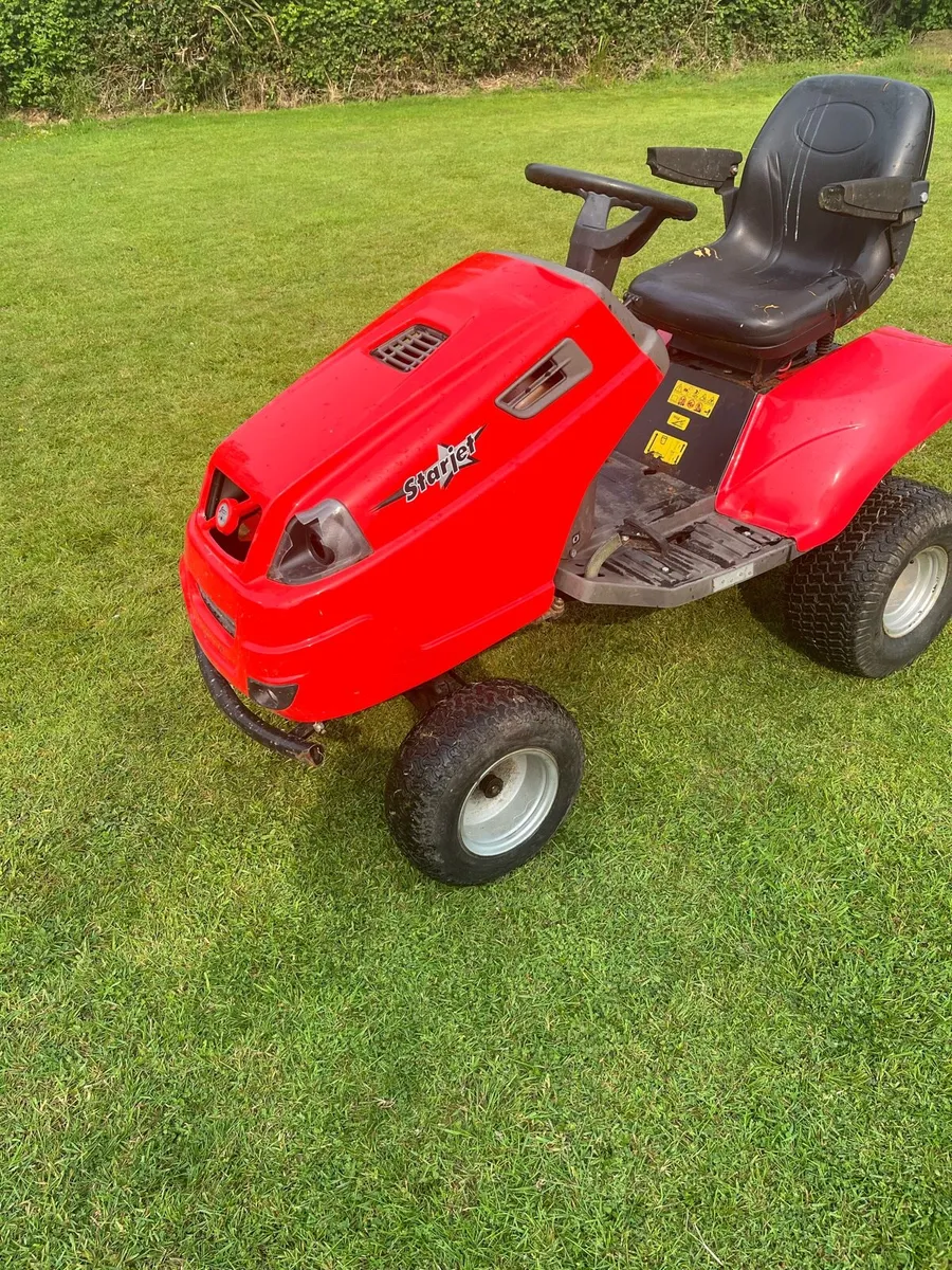 Tractor lawnmower body - Image 1