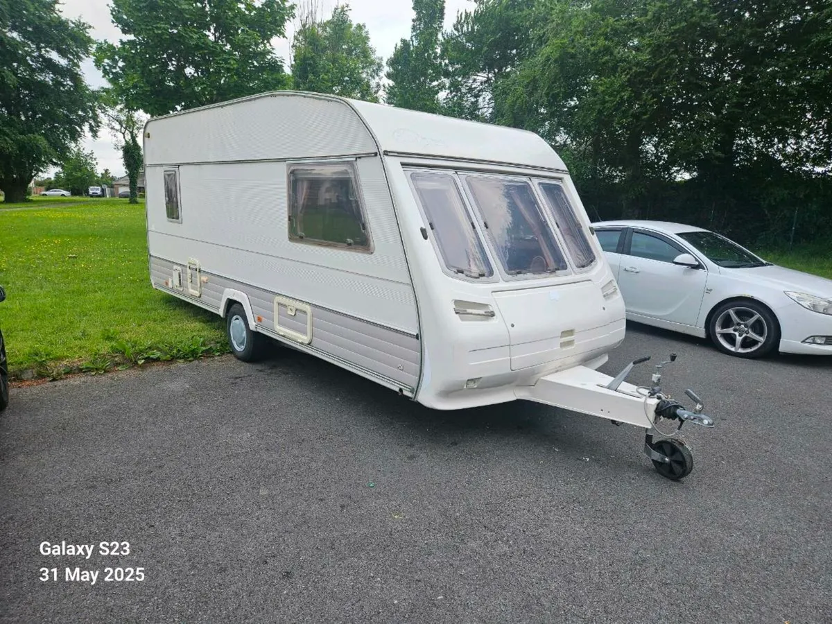 Sterling Europa 5 berth - Image 2
