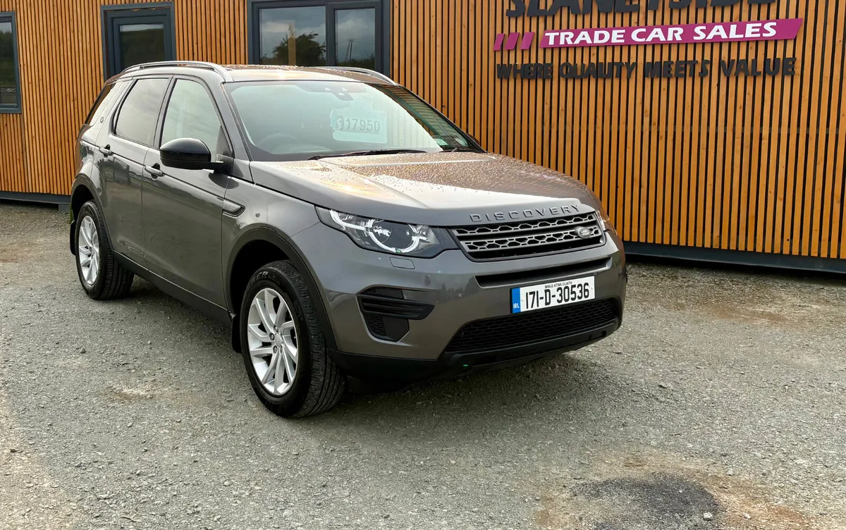 Land Rover Discovery Sport 2017 - Image 1