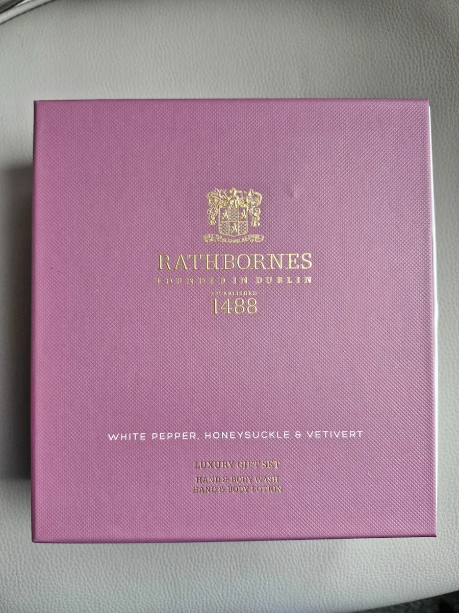 Rathbornes White Pepper Wash and Lotion Gif set - Image 3