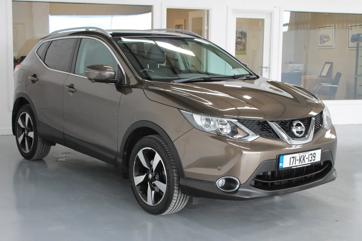 Nissan Qashqai 2017, SV Premium Pan Roof - Image 4