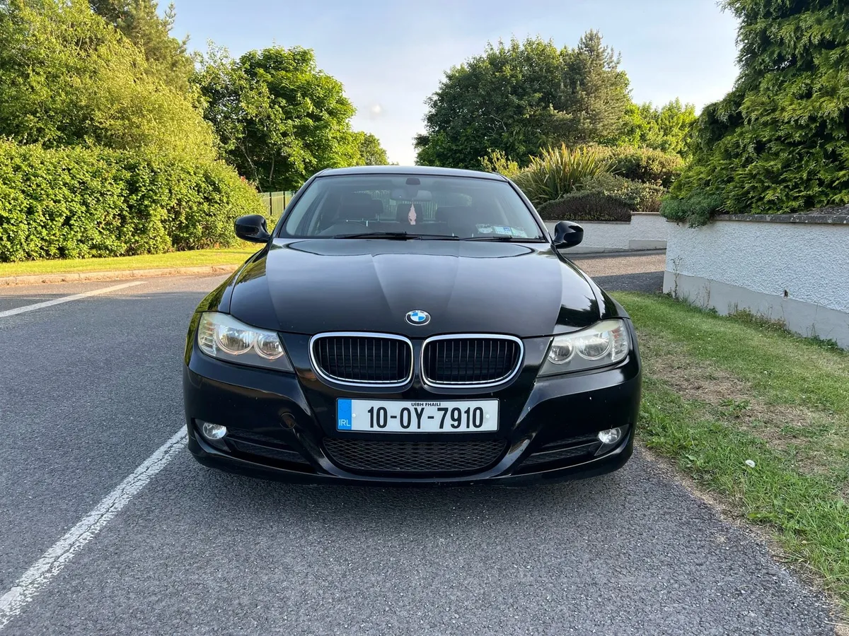 2010 BMW 320D with NCT 12/26 - Image 4