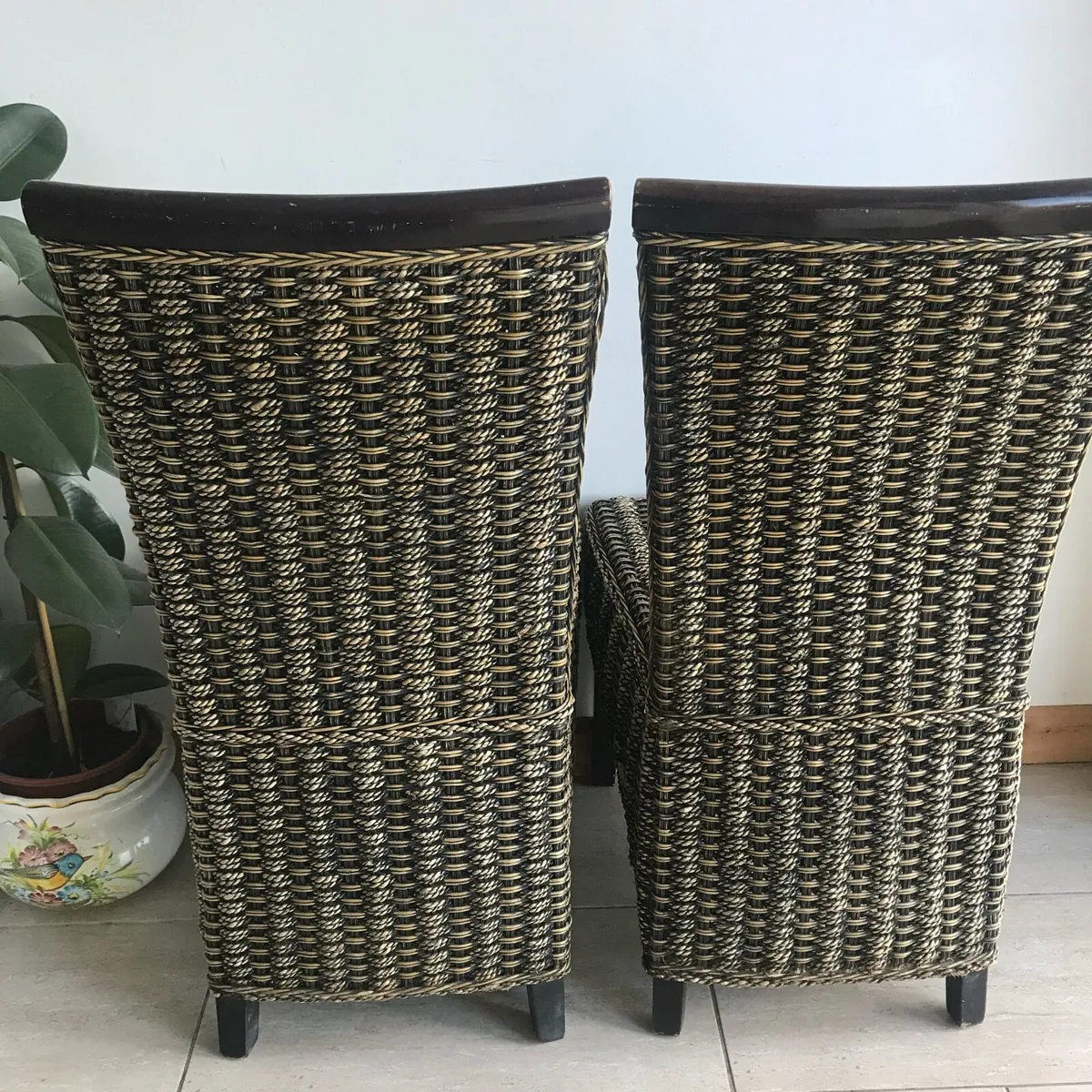Chairs - Image 3