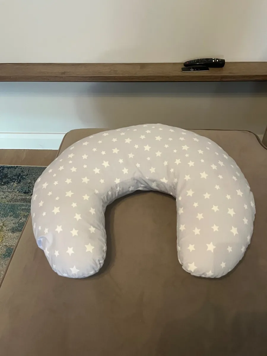 Maternity and nursing pillow - Image 2