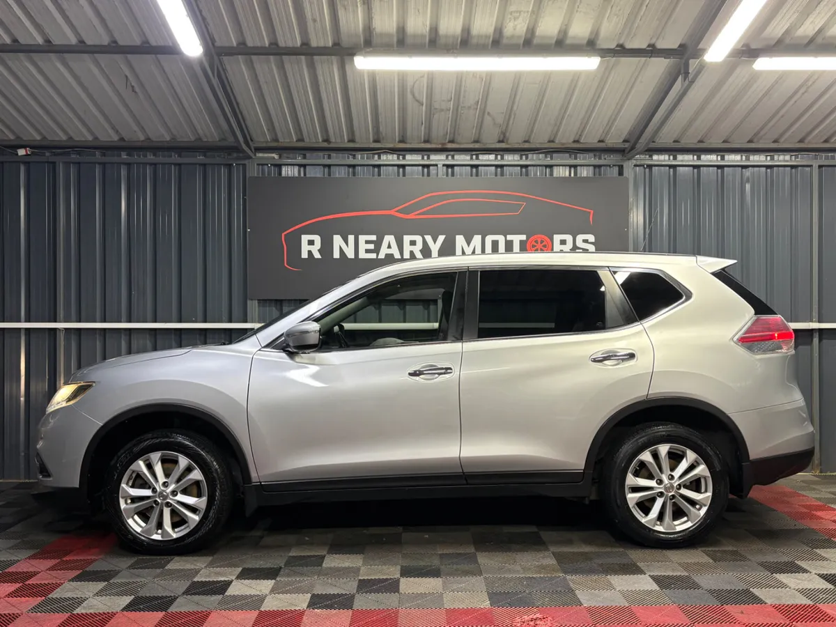 2015 152 Nissan X-Trail 7 Seat SV Manual - Image 3
