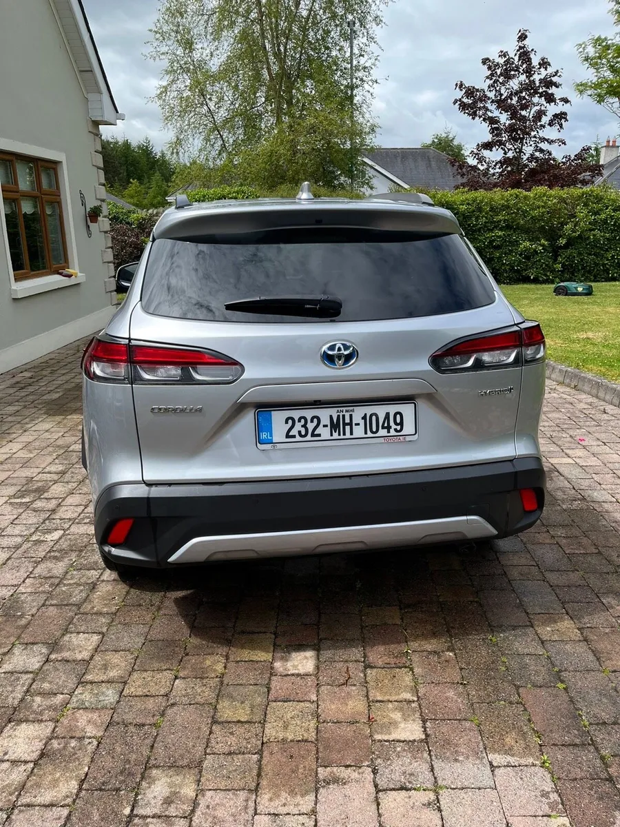 Corolla Cross 2.L SOL Hybrid - Image 3