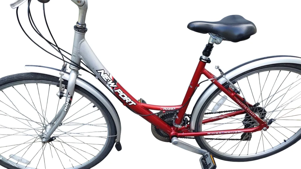 Ladies Newport Planet City Bike - Image 3