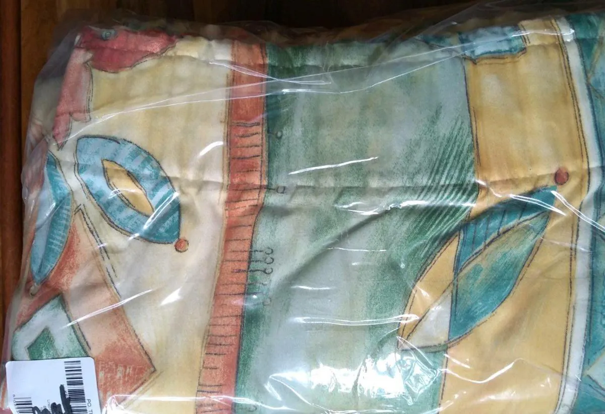 Curtains - Image 2