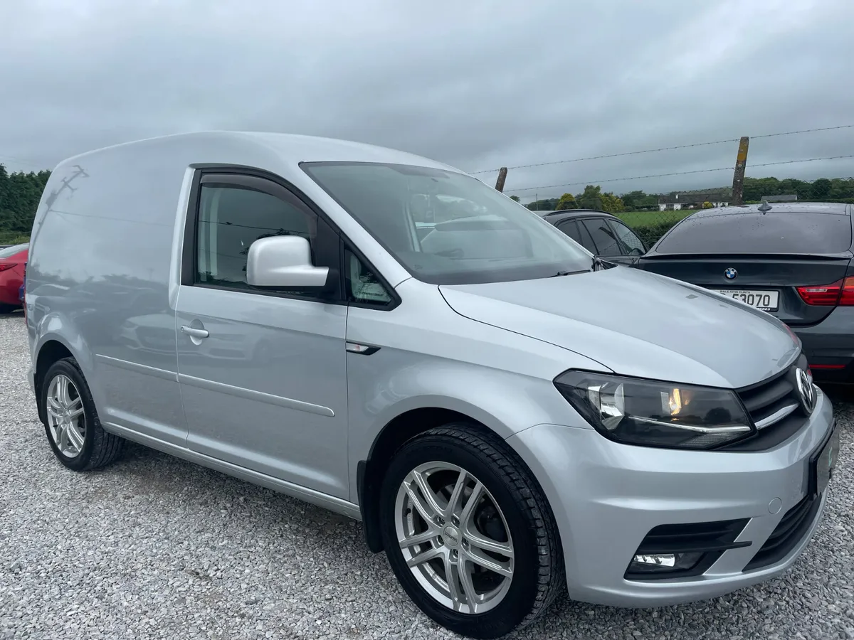 Volkswagen Caddy 2017 - Image 2
