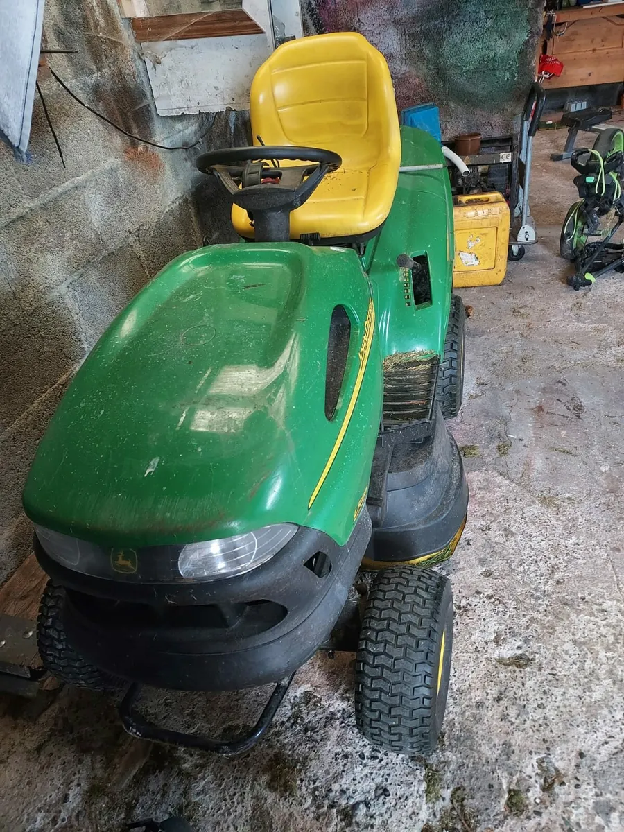 John Deere LR135 - Image 4