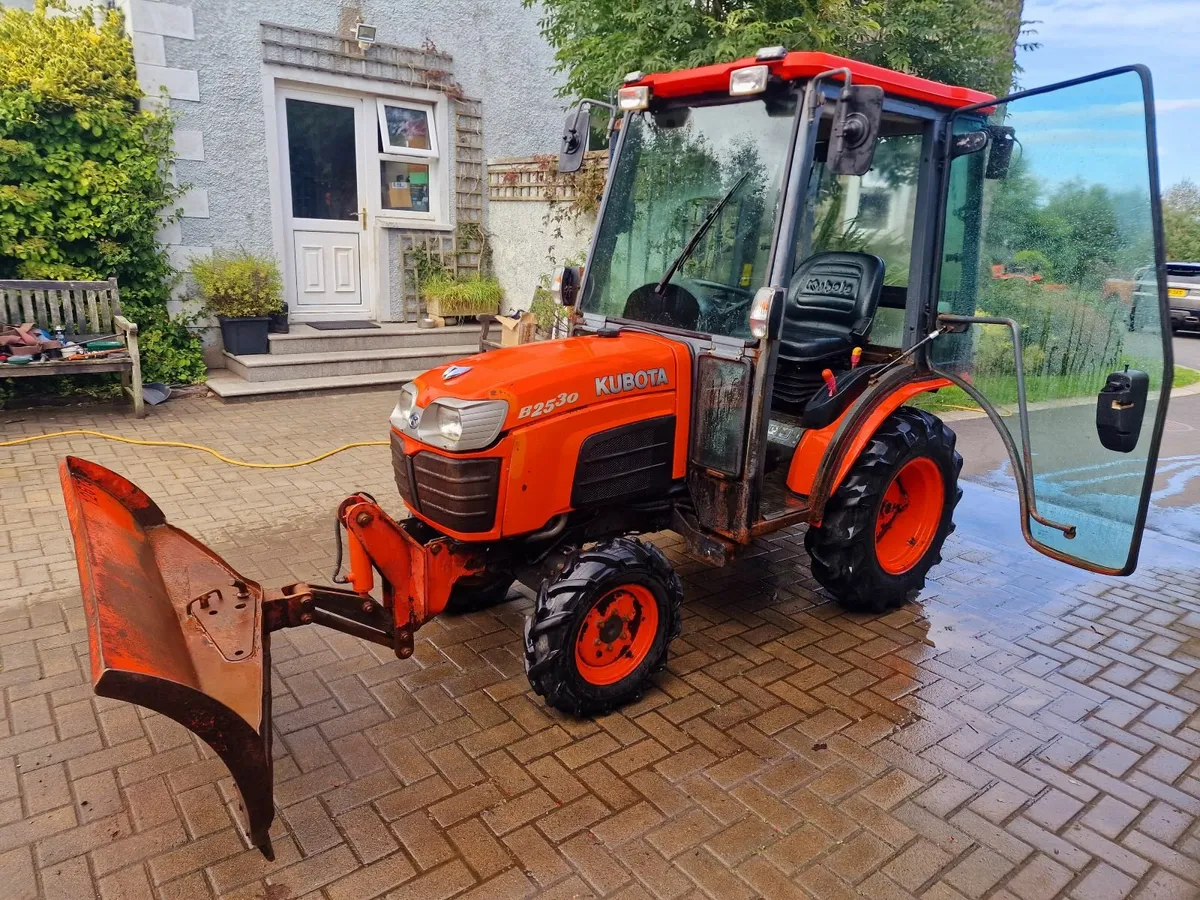 Kubota Compact Tractor - Image 1