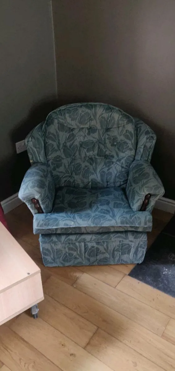 Arm chair - Image 3