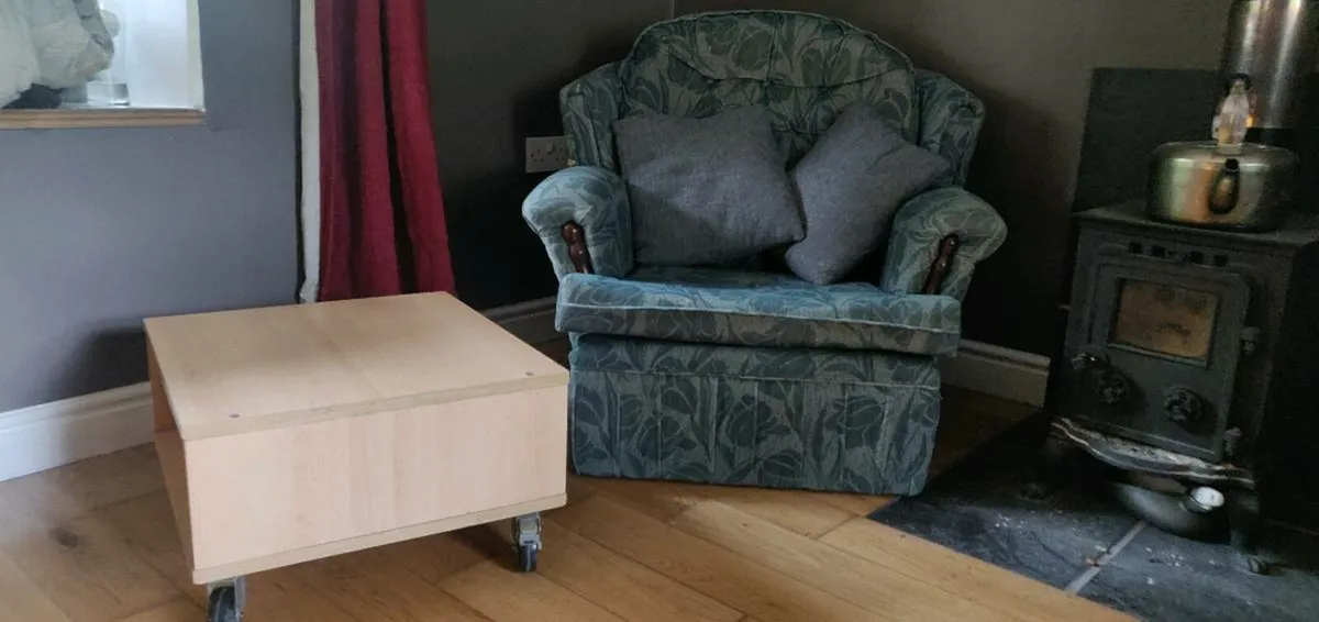 Arm chair - Image 4