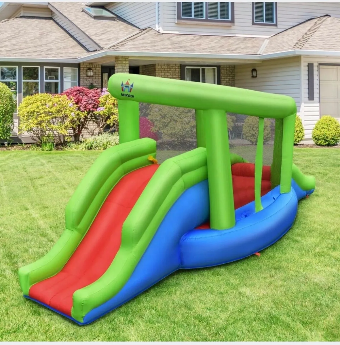 Bouncing castles brand new - Image 1